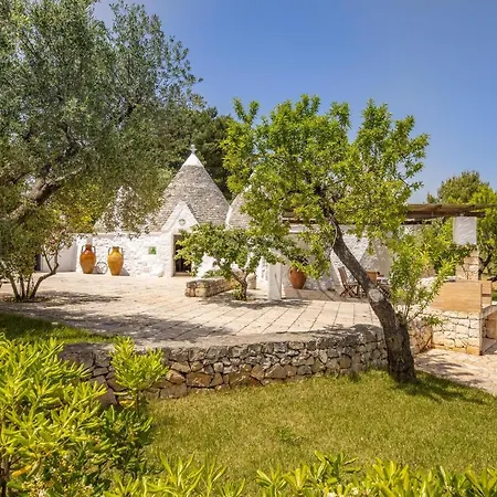 Willa Trullo Porpora - *