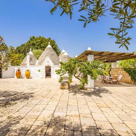 Willa Trullo Porpora - *